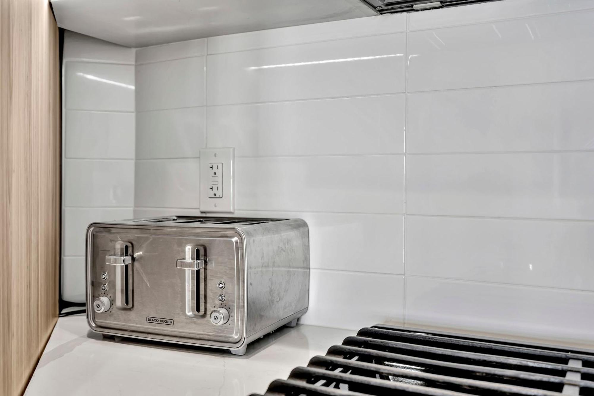 13 Luxury Apartment Los Angeles Exterior photo