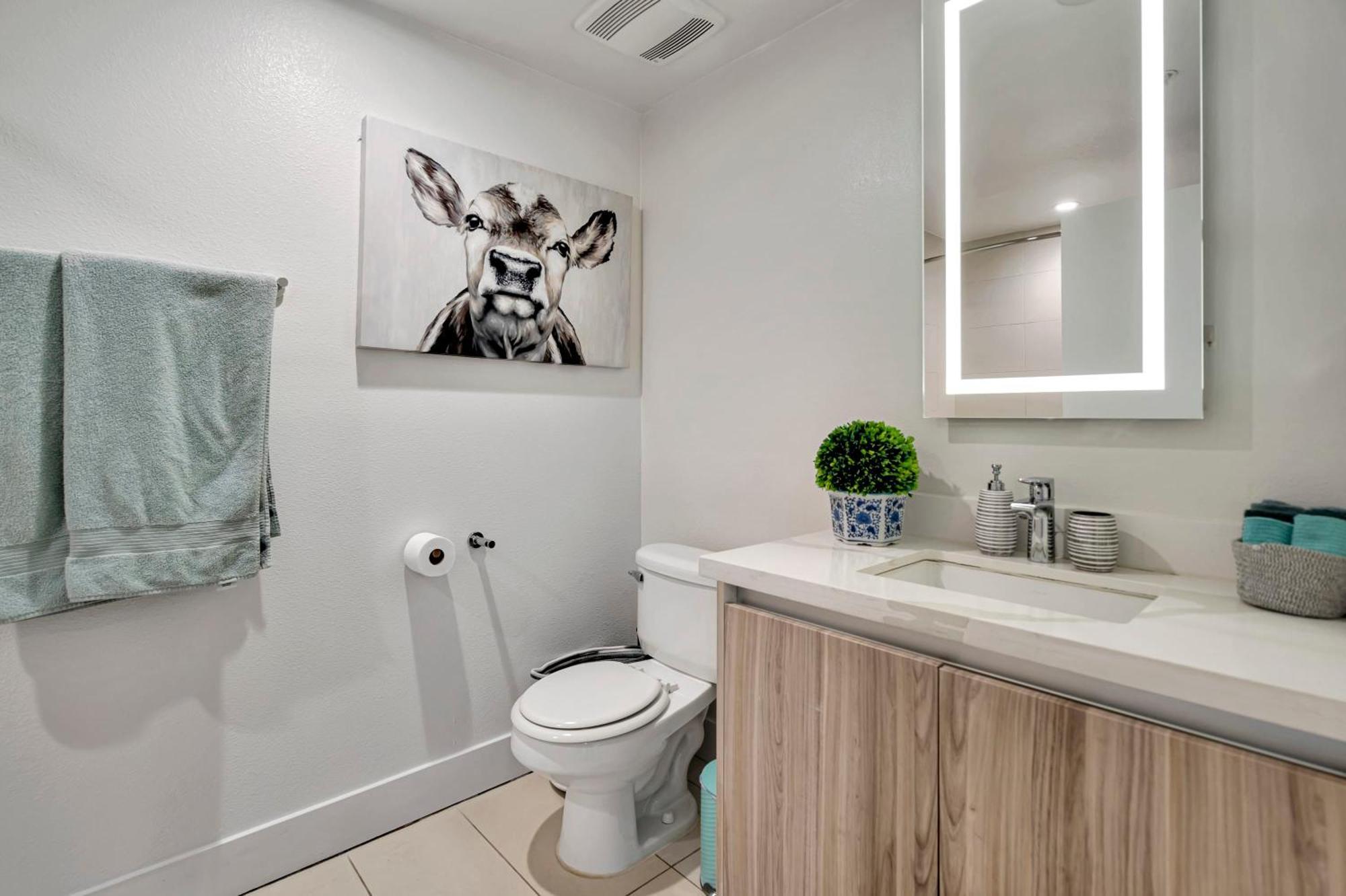 13 Luxury Apartment Los Angeles Exterior photo